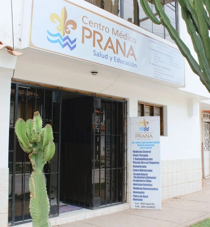 Fachada de Centro Médico PRANA en Cusco